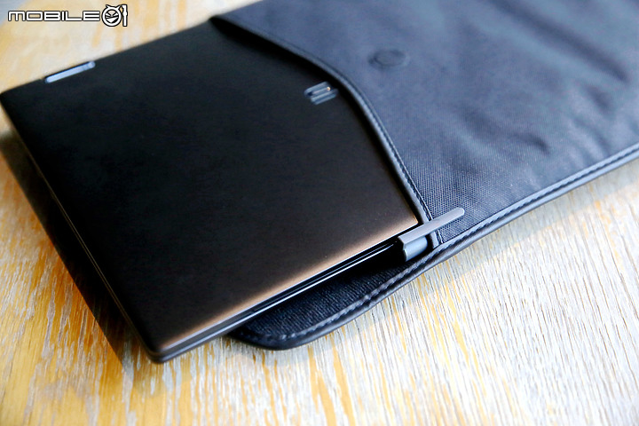 懶人創作與漫畫追劇 - ASUS ZenBook Flip 14