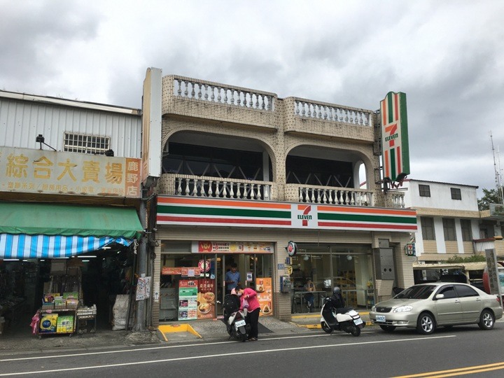 搭末班車「藍皮普快」騎遊台東鹿野