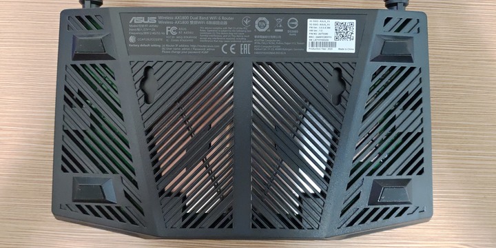 [開箱]告別小白迎接RT-AX56U
