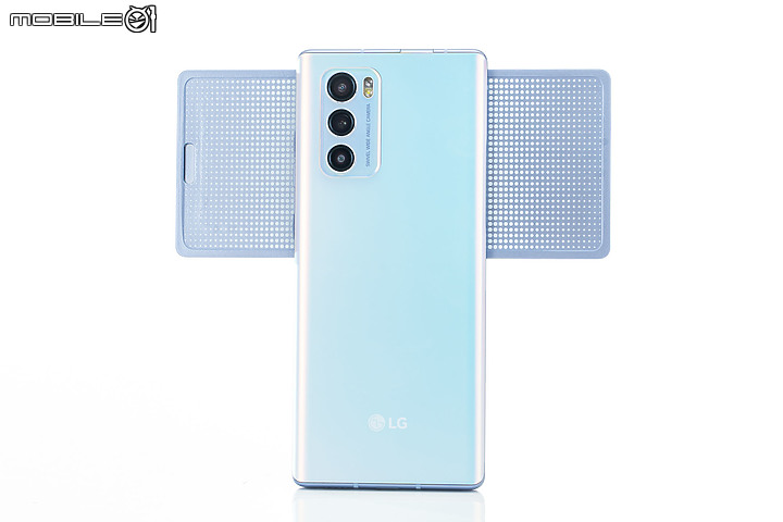 LG WING 雙螢「轉」出新意 卻是滿滿情懷!