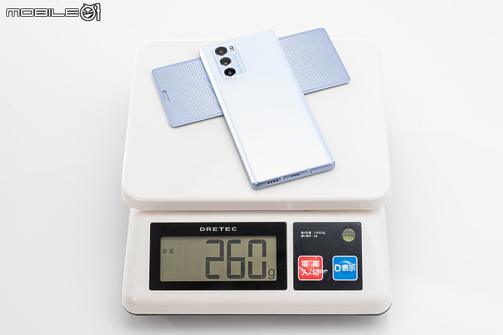LG WING 雙螢「轉」出新意 卻是滿滿情懷!