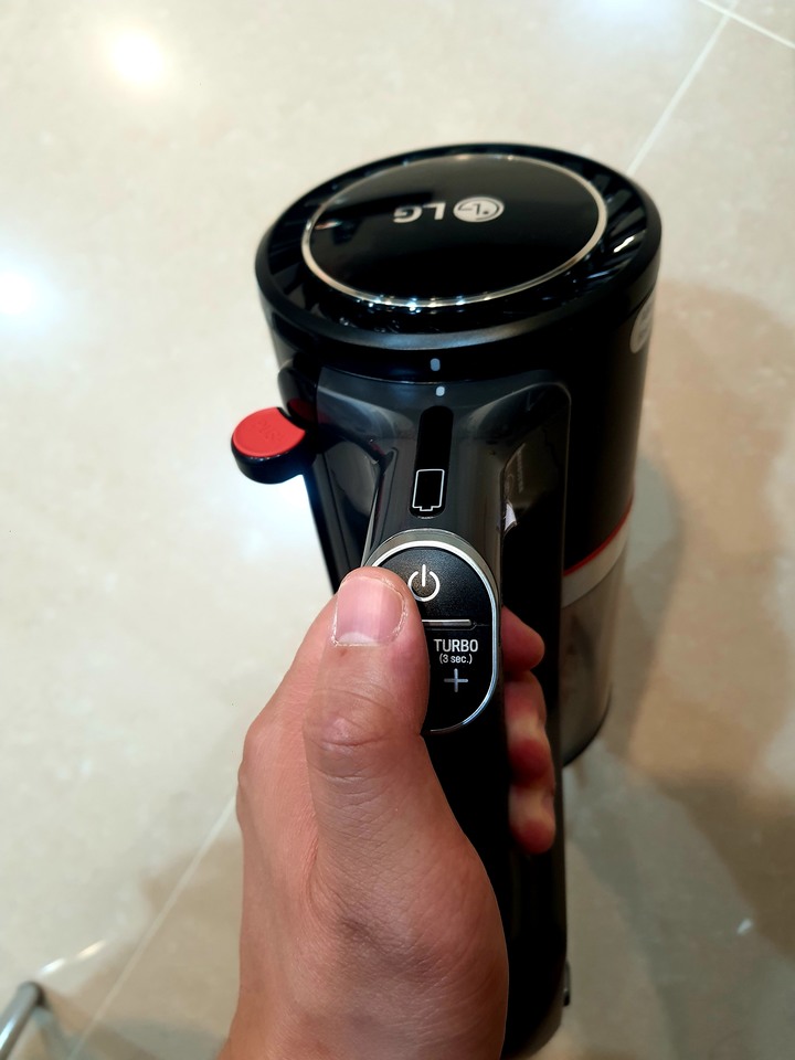 LG A9 K系列 WiFi 濕拖無線吸塵器試用招募活動-DYSON V11現役使用者觀點報告