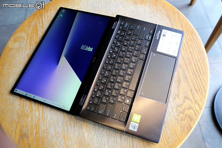懶人創作與漫畫追劇 - ASUS ZenBook Flip 14