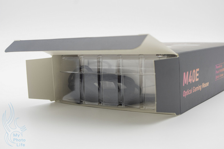 iRocks M40E RGB Optical Gaming Mouse 輕量化RGB光學遊戲滑鼠.簡易開箱