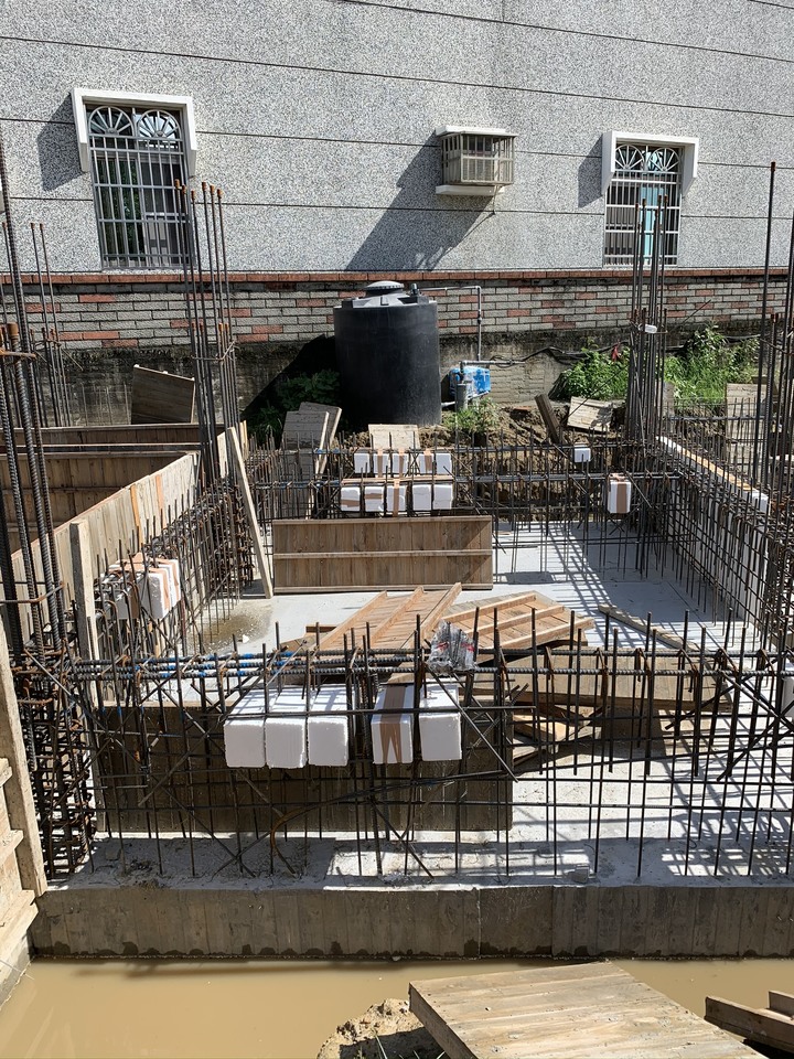 自地自建經驗分享及進度---2022/4月中拆鷹架了---2022/12取得使照