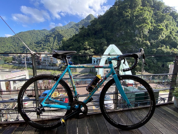 點我看大圖 第二台Dario Pegoretti鋼管車~~Big Leg Emma開箱分享