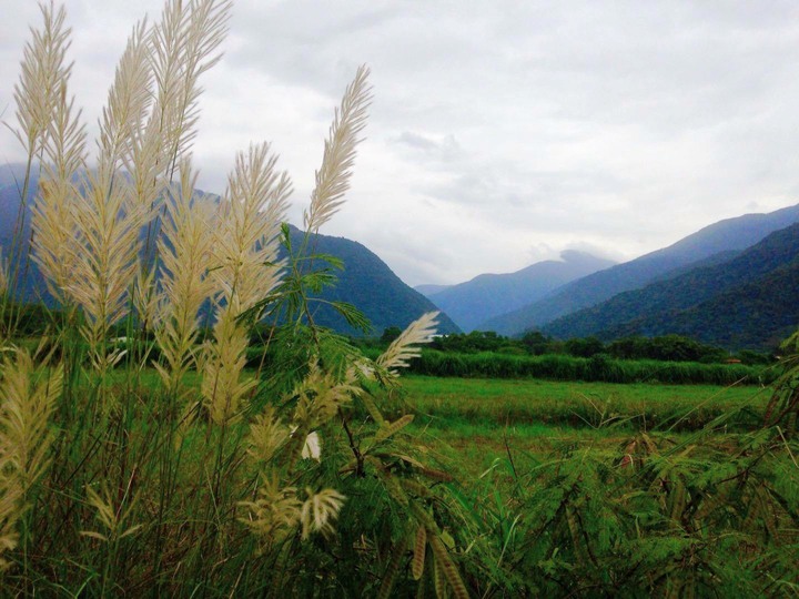 海蝕洞與朝陽步道