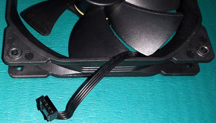 簡約幹練!Fractal Design Celsius+ S28 水冷開箱