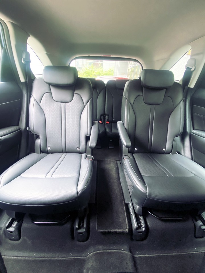 點我看大圖 Sorento大改款後的空間,比Kodiaq/Tiguan Allspace大滿多的吧
