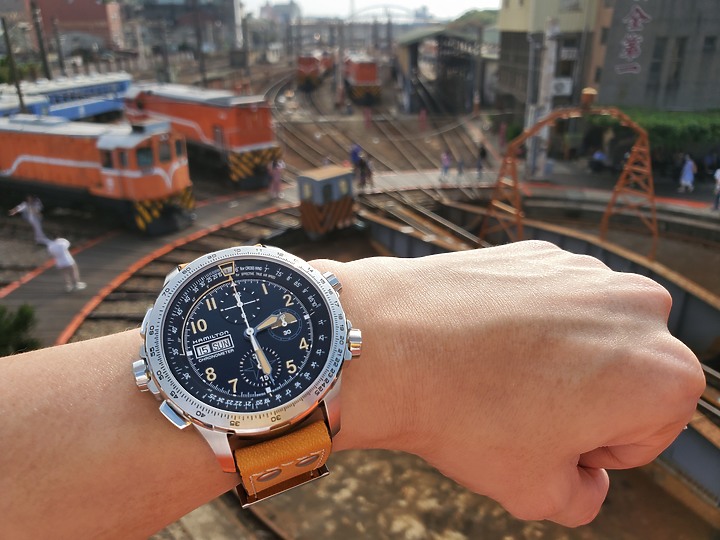 點我看大圖 《是你的跑不掉》Hamilton Khaki Aviation X-Wind Day Date Chronometer 腕錶 (圖多文長)