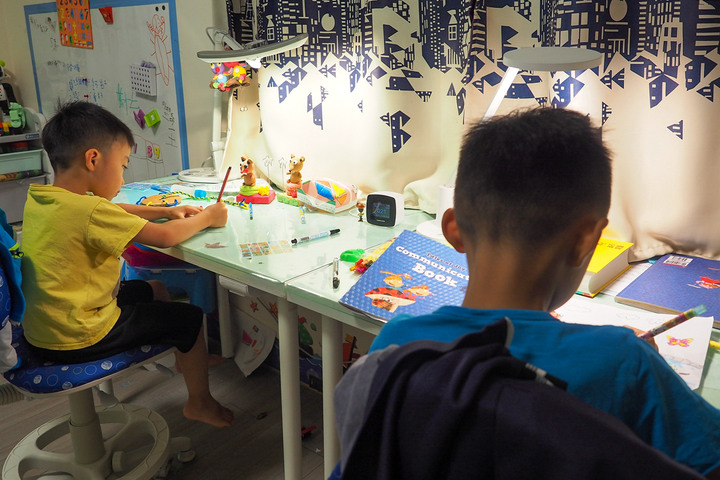 掌握每一口呼吸 ｜  TM-280 PM2.5 室內空氣品質監測儀