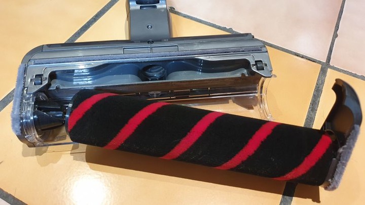 讓你輕鬆打掃的 LG A9 K   WiFi 濕拖無線吸塵器