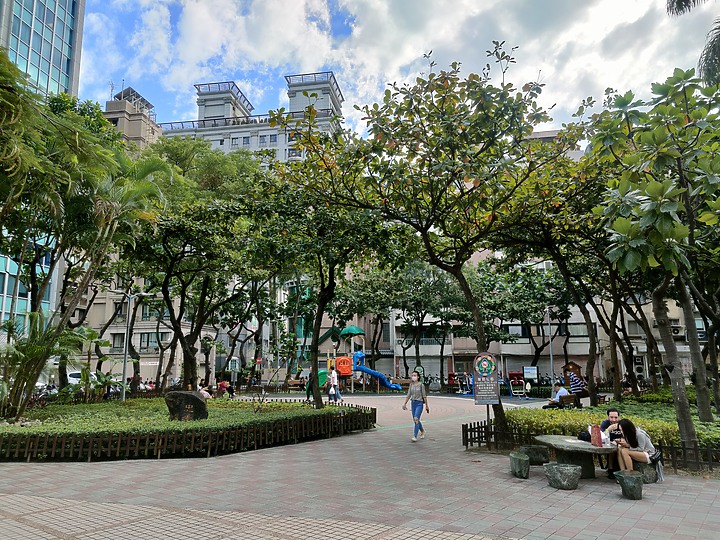 Google Pixel 5 日拍測試(比較參考Find X2 Pro、S20)