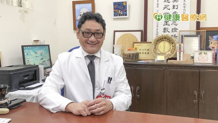 喘咳痰未必是普通感冒！「每年300萬人死因」肺阻塞悄悄來襲