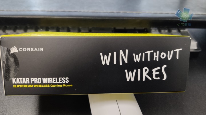 【小宅開箱】 Corsair Katar Pro Wireless 無線電競滑鼠 上手輕量快艇到港！