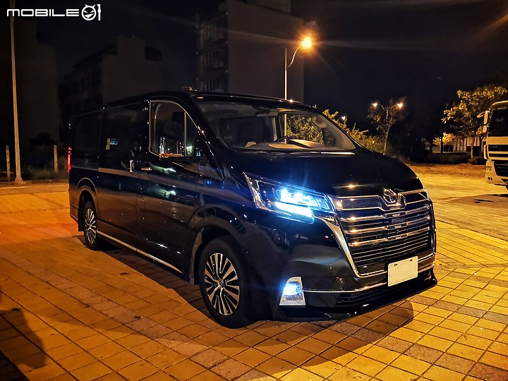 純粹分享Toyota Granvia