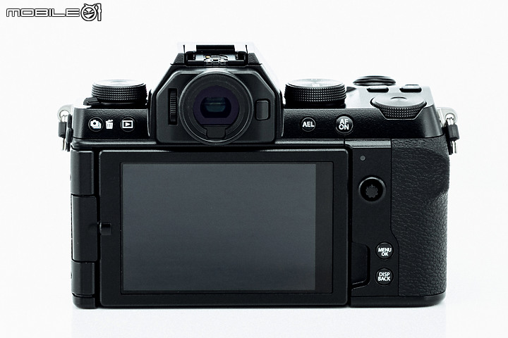 Fujifilm X-S10 評測報告｜規格滿載的中階新勢力！