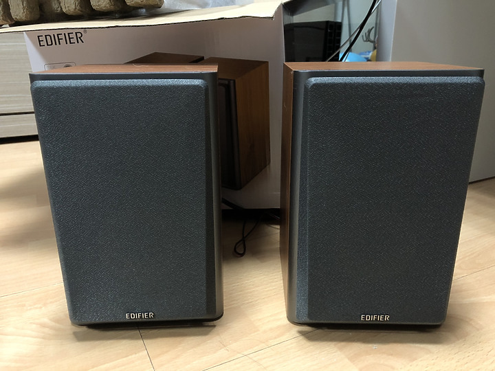 [開箱] 入門高CP-漫步者 EDIFIER R1000T4 & M101BT