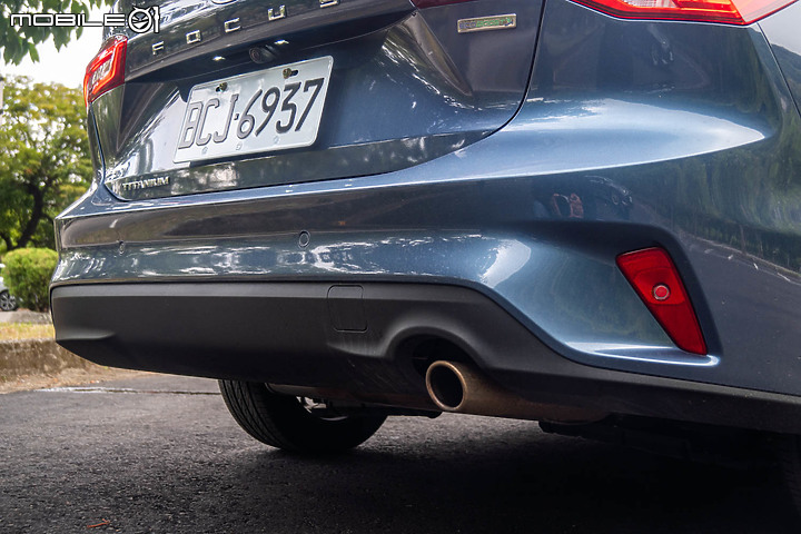 超夯「四門轎車」集合評比|Toyota Altis、Nissan Sentra、Ford Focus 爭奪戰