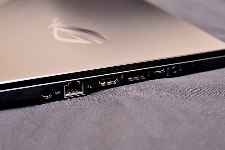 點我看大圖 少了光害跑一樣快,ASUS ROG Zephyrus G15 GA502IV 電競筆電開箱測試