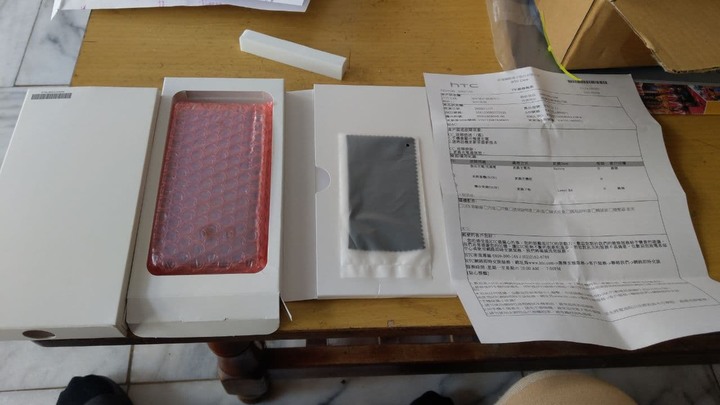 U11 維修心得! (更換電池and充電孔)