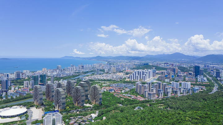 大陆的部分城市照片。