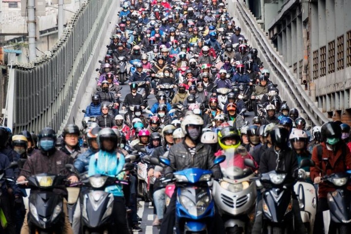 台灣 11 月機車銷售破 10 萬輛，今年有望挑戰百萬大關！