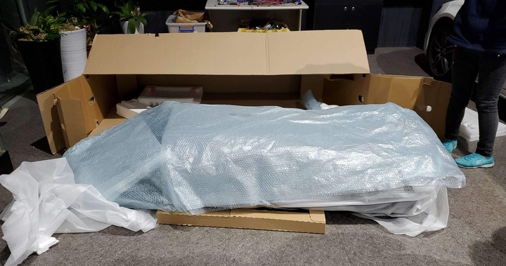 [開箱] 極度浮誇 Mercedes-AMG Roof Box