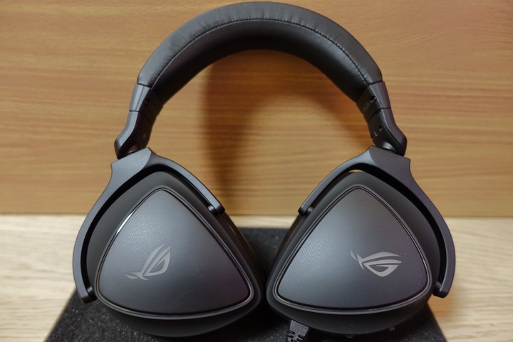 [開箱] ROG Delta S 輕量RGB電競耳罩式耳機