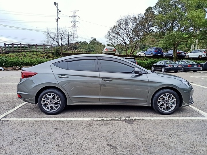 Hyundai Elantra 豪華型 ~上三峽白雞山行修宮