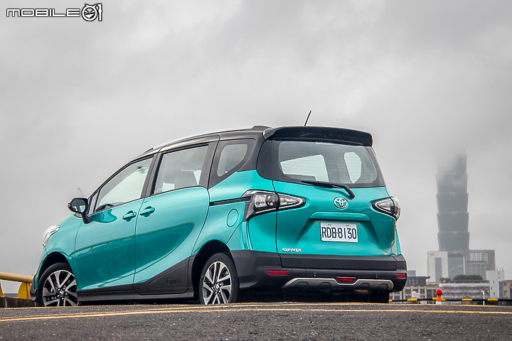 Toyota Sienta Crossover 試駕|長高變粗獷,MPV也要跨界一下!