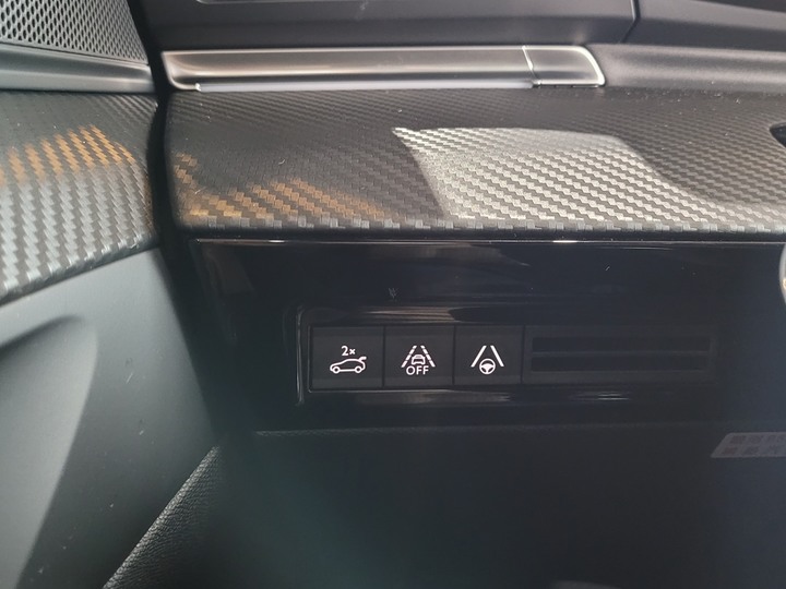 法系絕美跑旅！PEUGEOT 508SW 靜態賞車