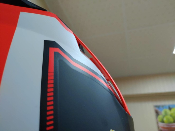 進口安全帽開箱。進口帽CP值之王 !? Airoh Spark 義大利品牌 MotoGP全罩安全帽路過??
