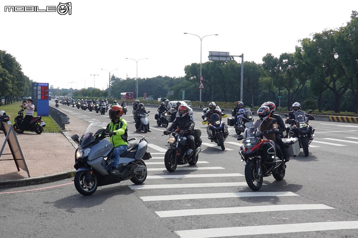 BMW Motorrad Days 2020 重機大會師！李千那現場演唱、兩千位車主共襄盛舉