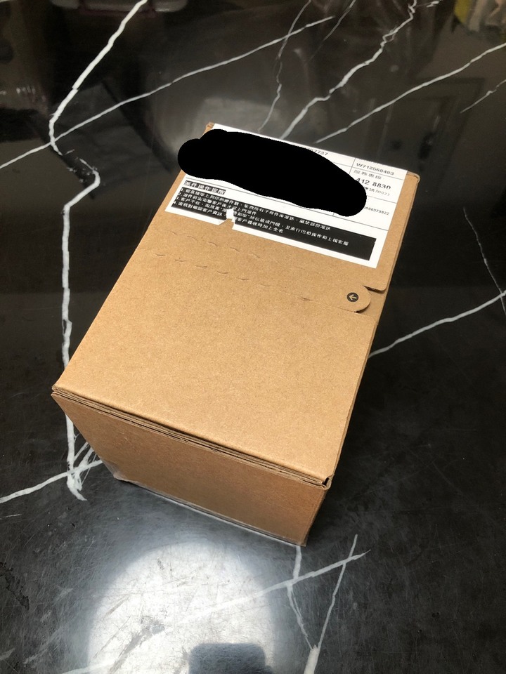 趕在聖誕節前來的 HomePod mini 白 開箱~