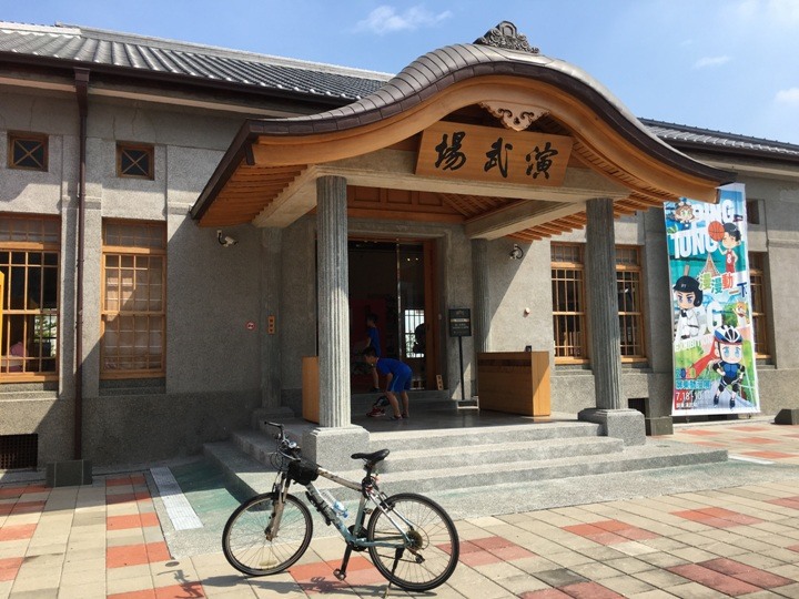 騎遊屏東市四大市場享食記