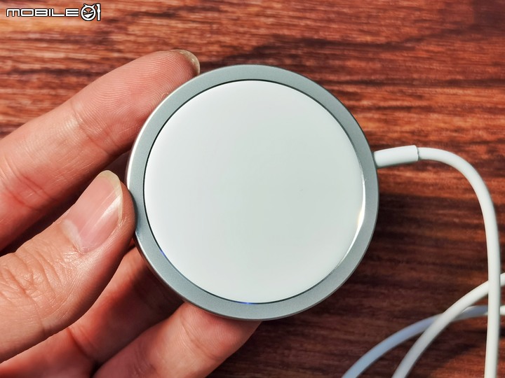 「開箱」Magsafe 多款充電器測試 - iPhone 12 Pro Max最高可以充到幾瓦？