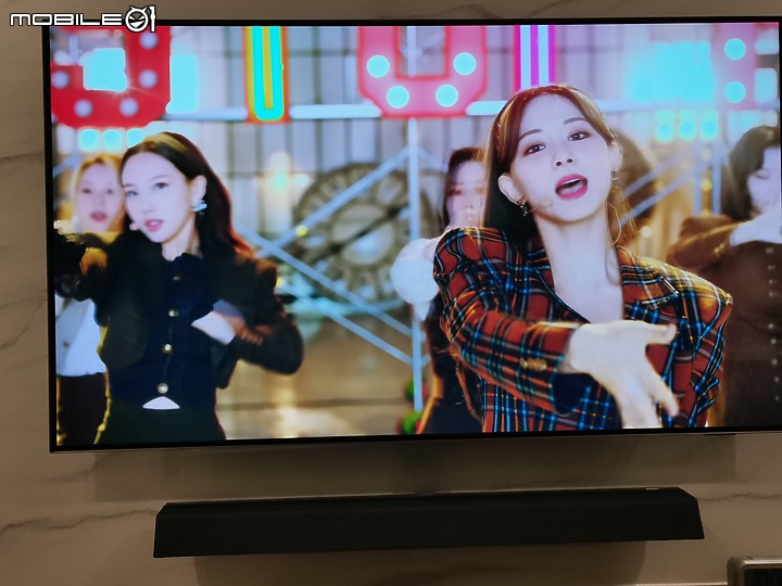 點我看大圖 人生第一台OLED開箱(Philips 55OLED934)