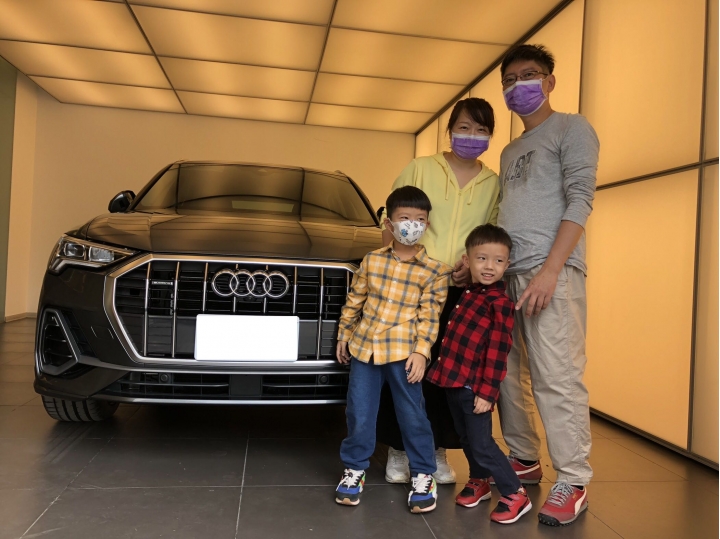 Audi Q3 S-Line 40TFSI Quattro看車、選車、購車心路歷程