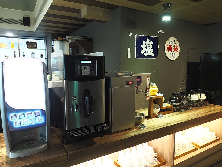【住宿分享】高雄市 新興區 宮賞藝術飯店 — 有著大空間，一房一特色的旅館