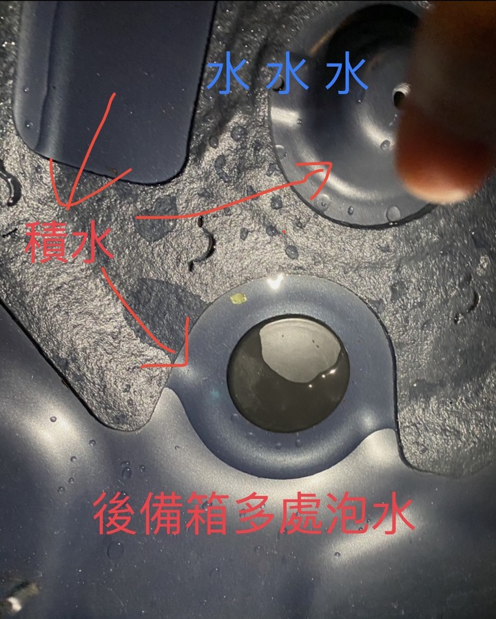 (悶!買新車如此悲傷) Hyundai VENUE交車2週~心情紀實.. QQ"