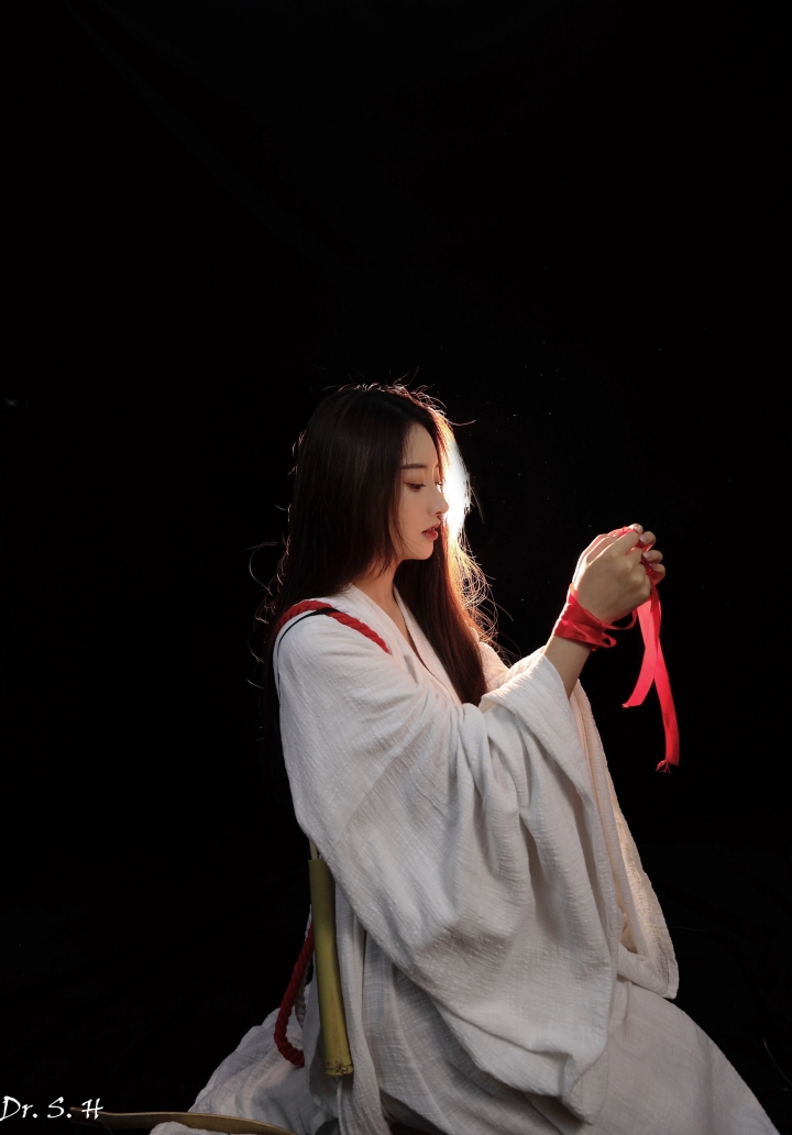 神明少女（神明事務所前台）