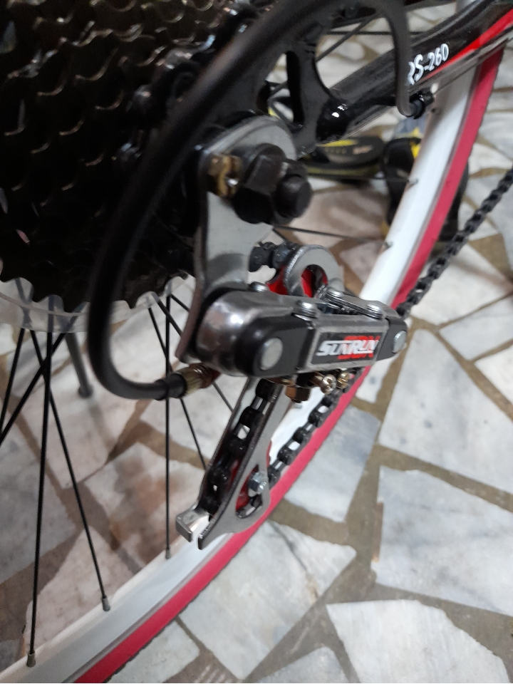 公路車後輪慢拆輪組可以直接裝快拆輪組上去嗎？