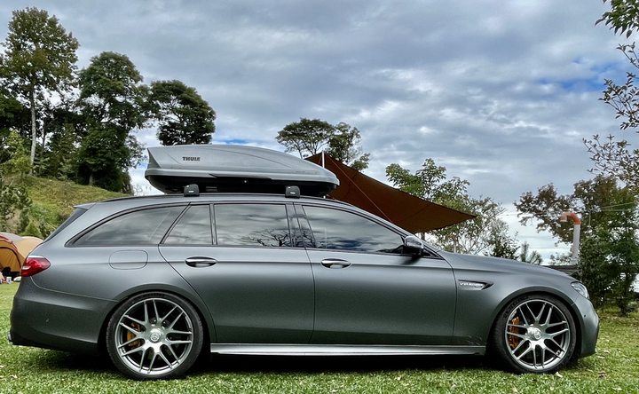 [開箱] 極度浮誇 Mercedes-AMG Roof Box