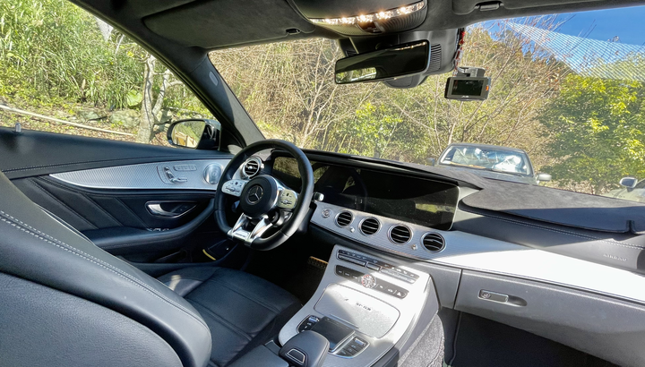 [開箱] 極度浮誇 Mercedes-AMG Roof Box