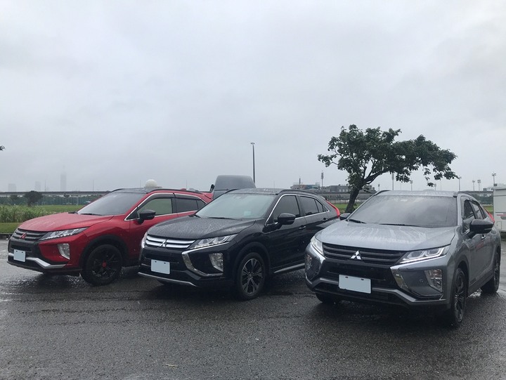 雨中以車會友,初代Eclipse Cross的感想交流