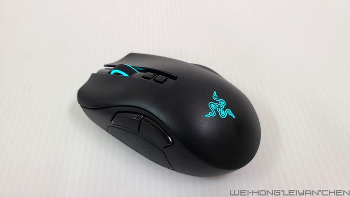 多按鍵無線滑鼠-Razer Naga Pro