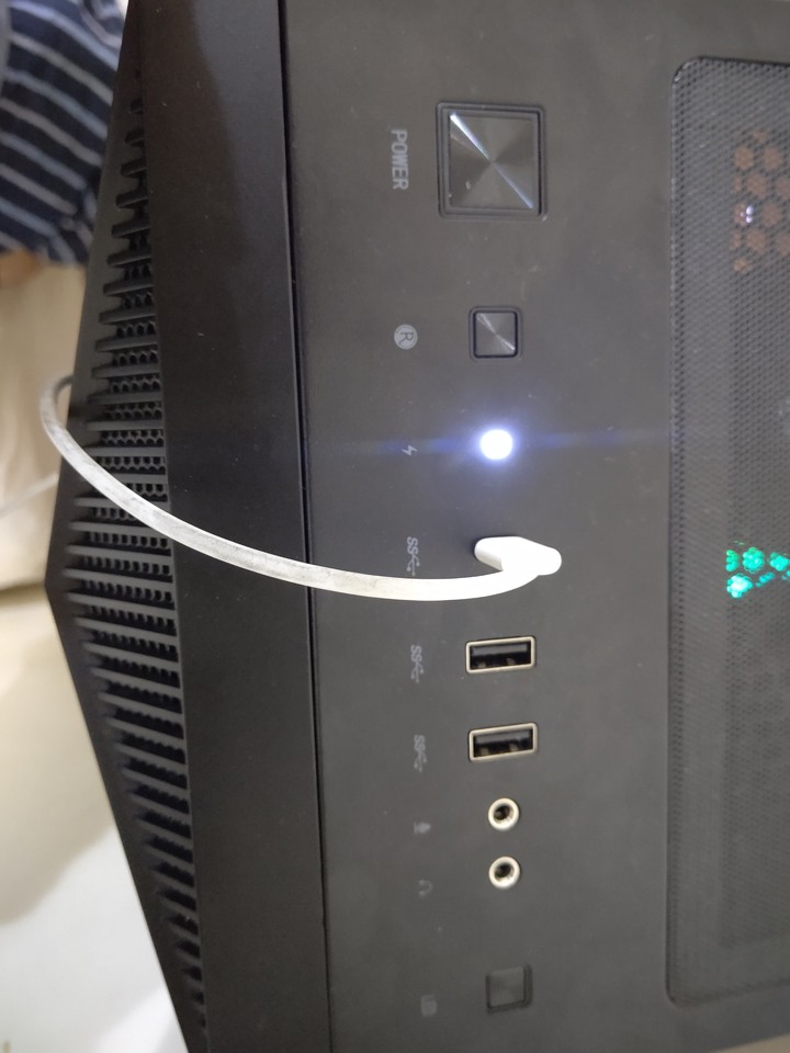 MSI MPG GUNGNIR 110M已上機偽開箱分享