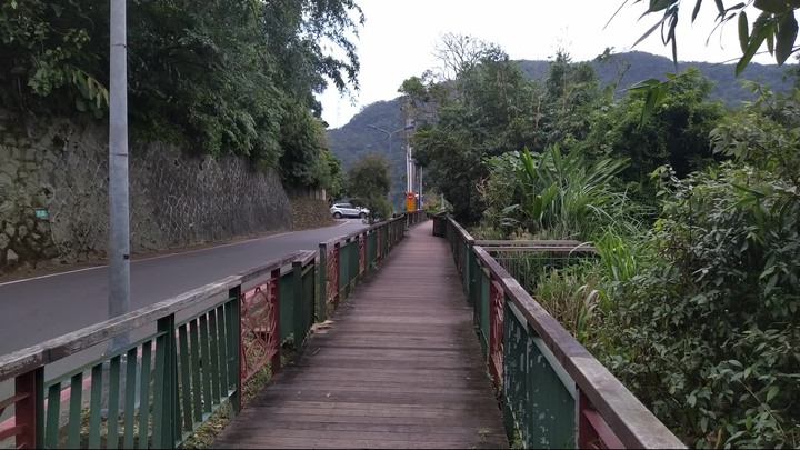 [樂山童盟] [台北文山] 茶香環狀步道(健康步道-茶展中心步道-壺穴步道-小天空步道)