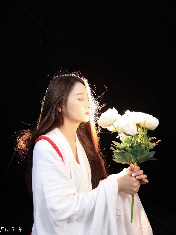 神明少女（神明事務所前台）
